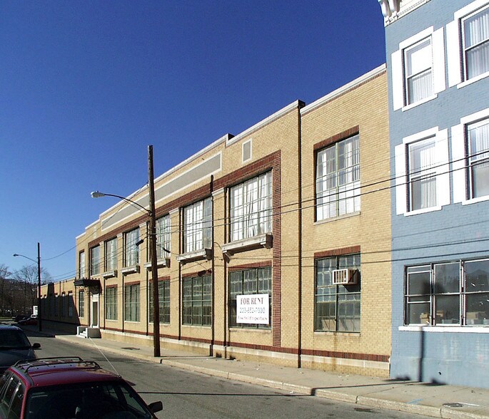 More Photos Of 10 Hoyt St, Norwalk Coworking Space