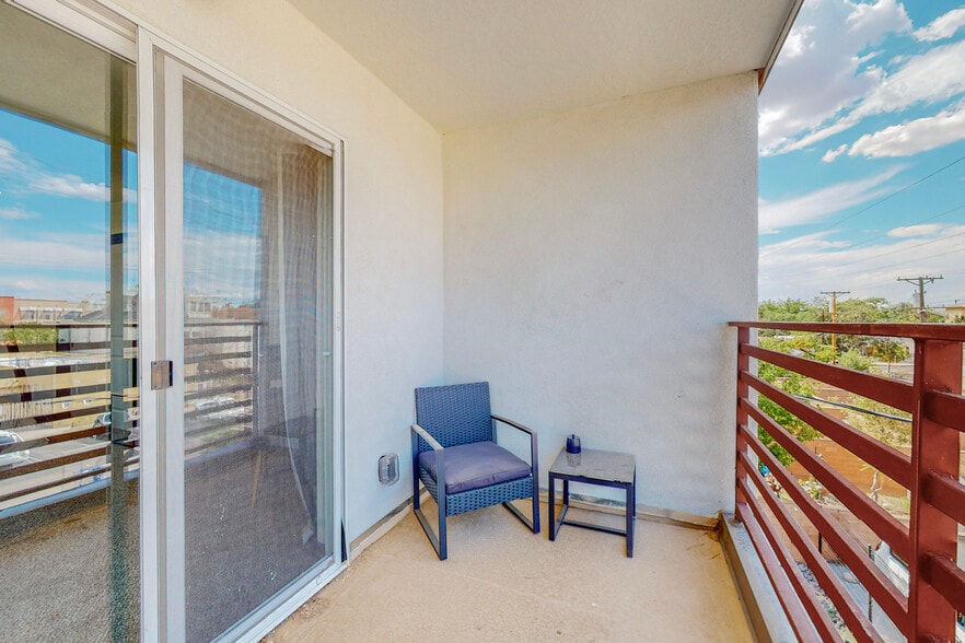 More Photos Of 615 Iron Ave SW, Albuquerque Apartments For Sale