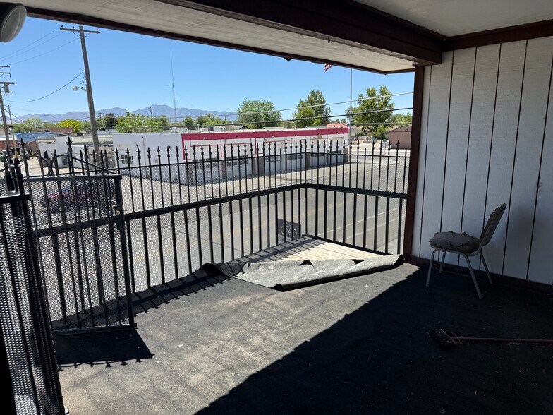 More Photos Of , Battle Mountain General Retail For Sale