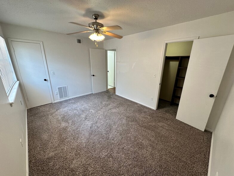 More Photos Of 700-710 NW 17th St, Oklahoma City Apartments For Sale