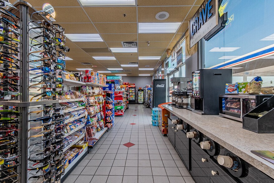 More Photos Of 611 E Main St, Somerton Service Station For Sale