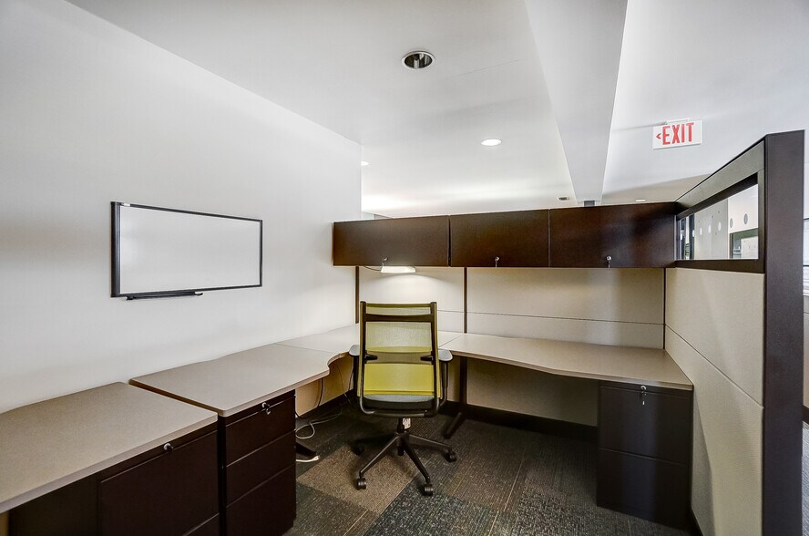 More Photos Of 3925-3927 Brotherton Rd, Cincinnati Office For Sale