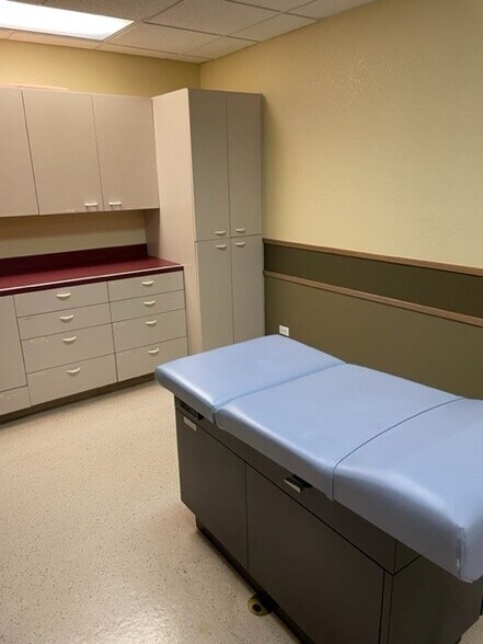 More Photos Of 805 S Broadway, Boulder Medical For Lease