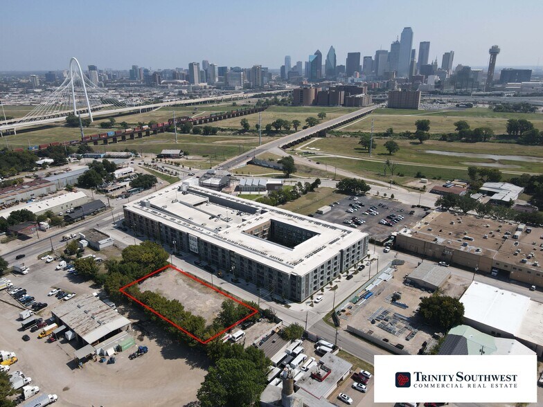 More Photos Of 2407-2423 Langford St, Dallas Land For Lease