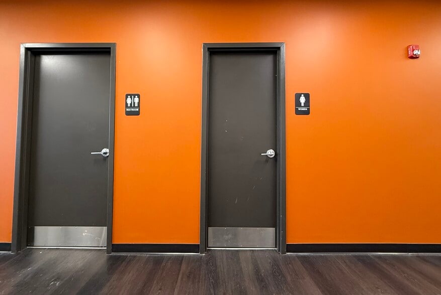 More Photos Of 554 Main St, Worcester Office For Lease