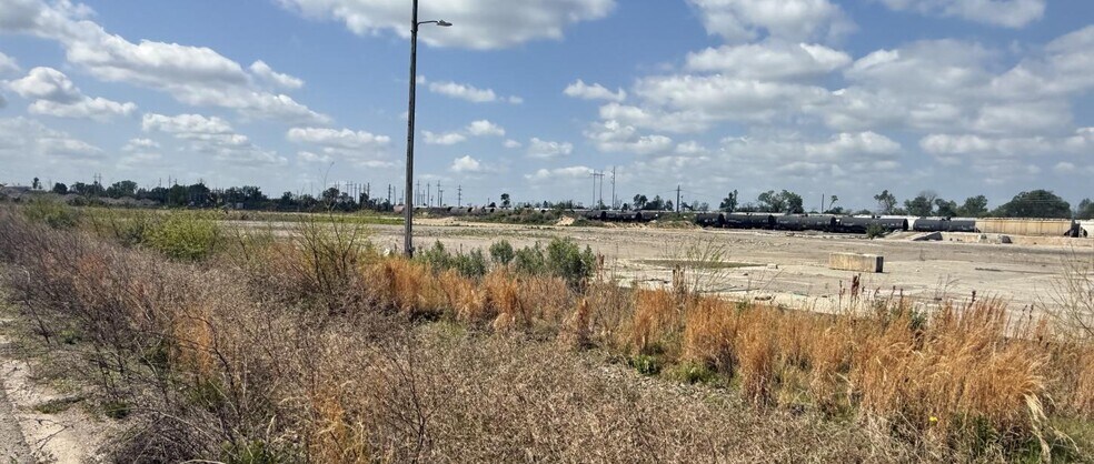 More Photos Of 1510 Columbia Nitrogen, Augusta Warehouse For Lease