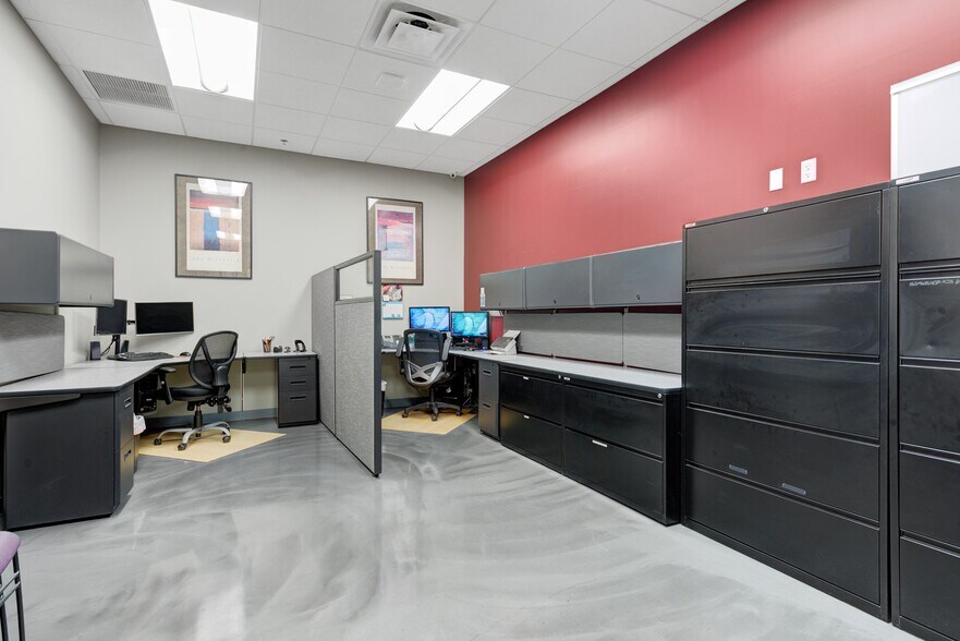 More Photos Of 7010 E Chauncey Ln, Phoenix Medical For Lease