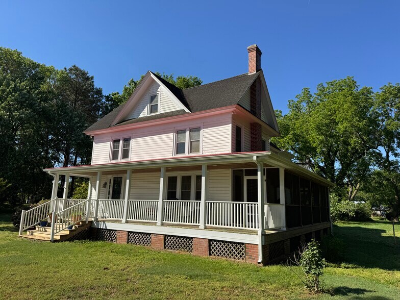 More Photos Of 18646 Airport Dr, Melfa Land For Sale