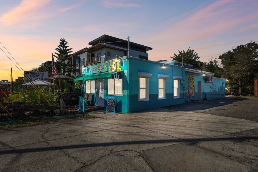 Primary Photo Of 3007 6th St S, Saint Petersburg Bar For Sale