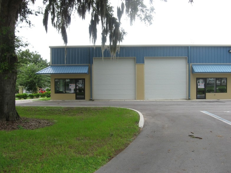 More Photos Of 811 NE 16th St, Ocala Warehouse For Lease