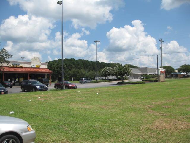 More Photos Of 155 Carolina Sq, Edgefield Supermarket For Lease