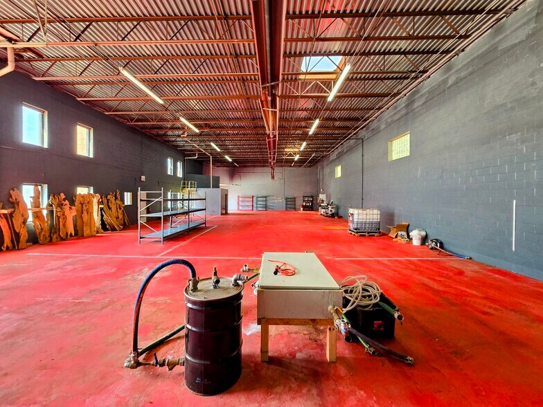 More Photos Of 12855 York Delta Dr, North Royalton Manufacturing For Lease