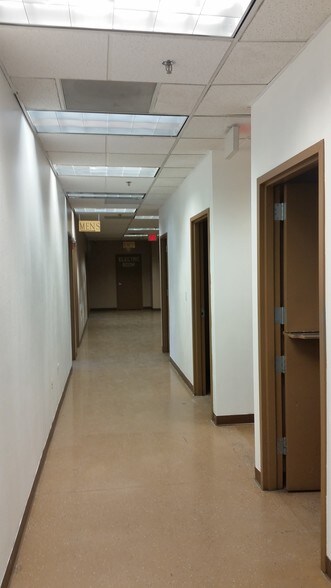 More Photos Of 2225 Civic Center Dr, North Las Vegas Unknown For Lease