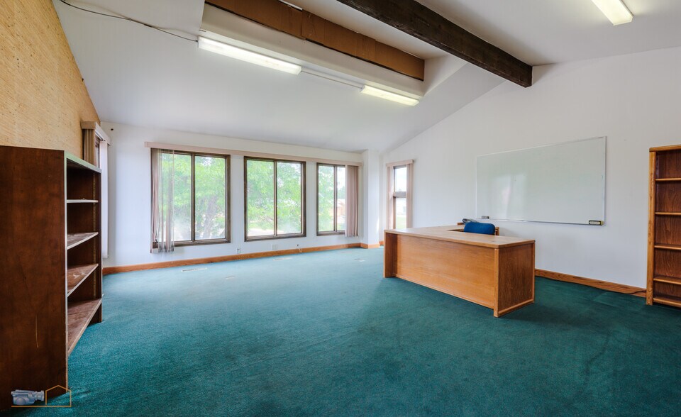 More Photos Of 1243 S Sherman Dr, Longmont Warehouse For Lease