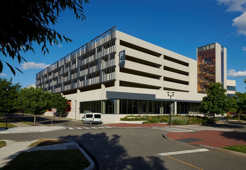 More Photos Of 1250 Intrepid Ave, Philadelphia Parking Garage For Lease
