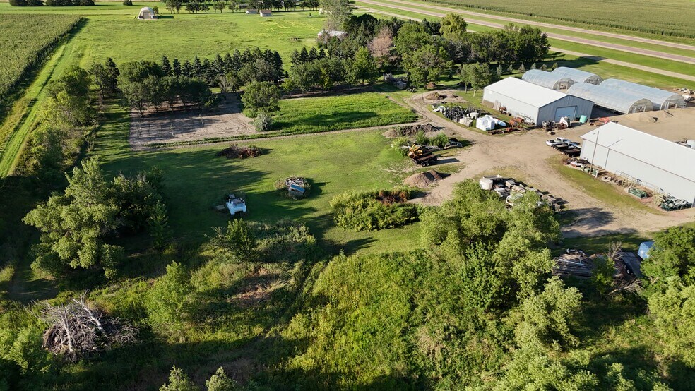 More Photos Of 5659 Dakota Ave S, Huron Garden Center For Sale