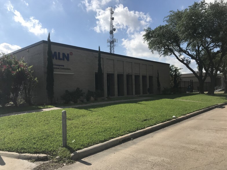More Photos Of 3931 Ann Arbor Dr, Houston Warehouse For Sale