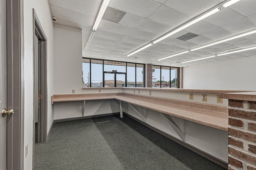 More Photos Of 3615 Stadium Blvd, Jonesboro Freestanding For Lease