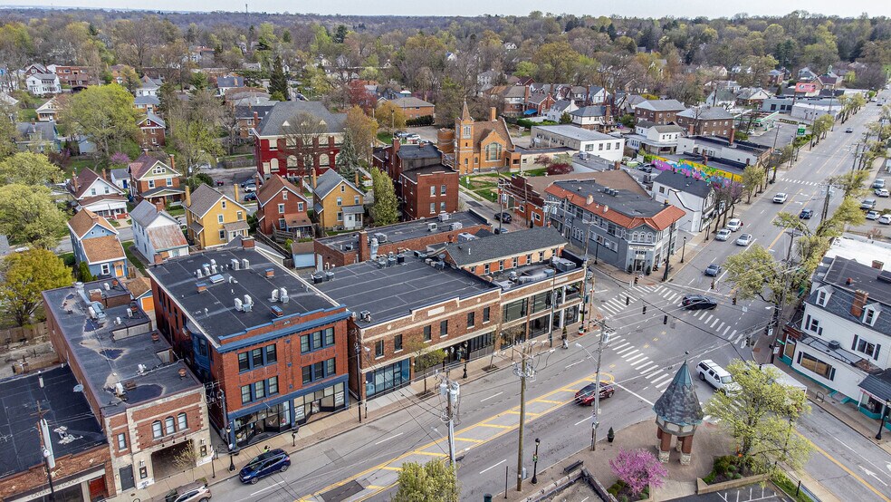 More Photos Of 6091-6095 Montgomery Rd, Cincinnati Storefront Retail Office For Lease