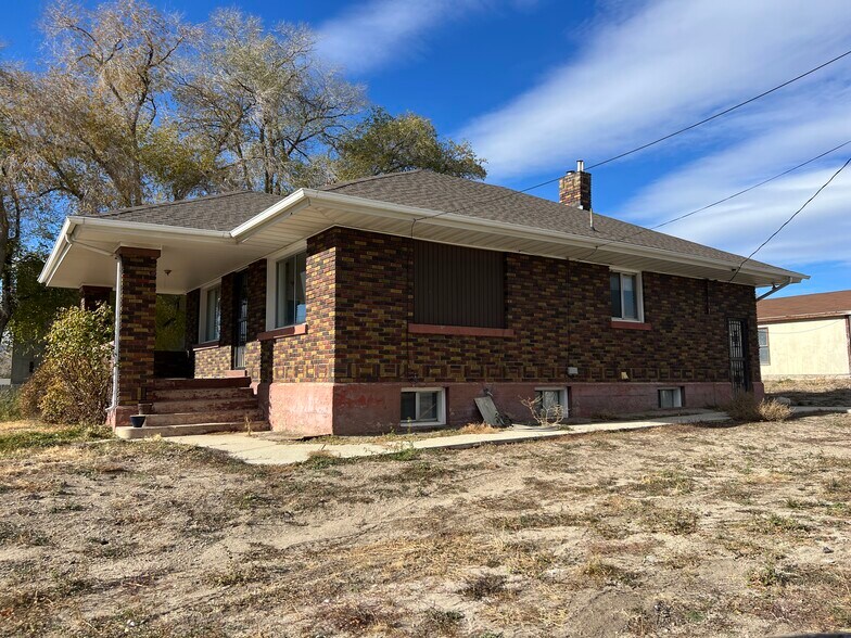 More Photos Of 830-850 W State St, Lehi Land For Lease