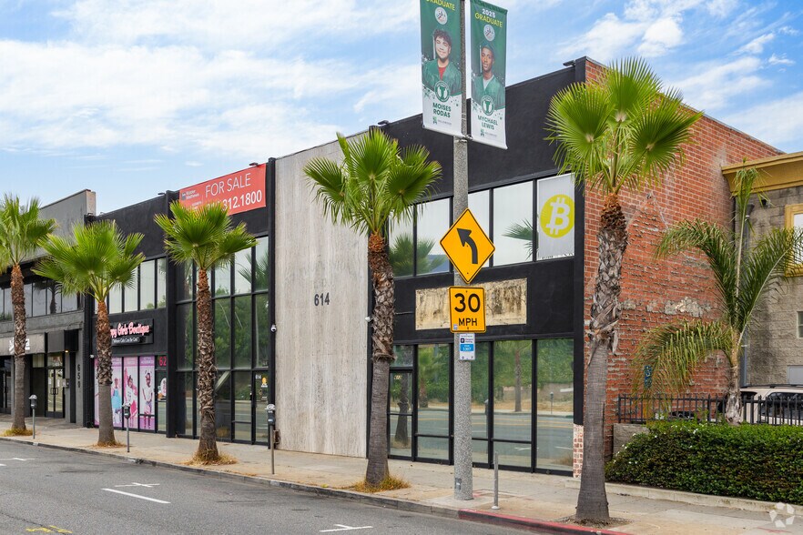 More Photos Of 614 E Manchester Blvd, Inglewood Office For Sale