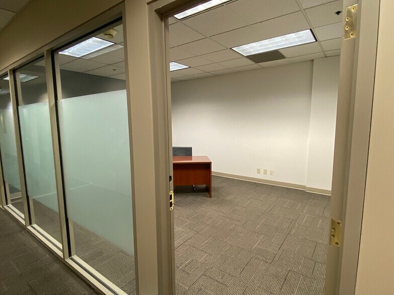 More Photos Of 3400 Inland Empire Blvd, Ontario Office For Lease