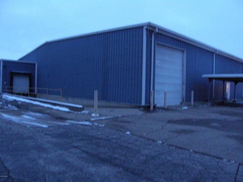 More Photos Of 2112 Industrial Dr, Niles Manufacturing For Sale