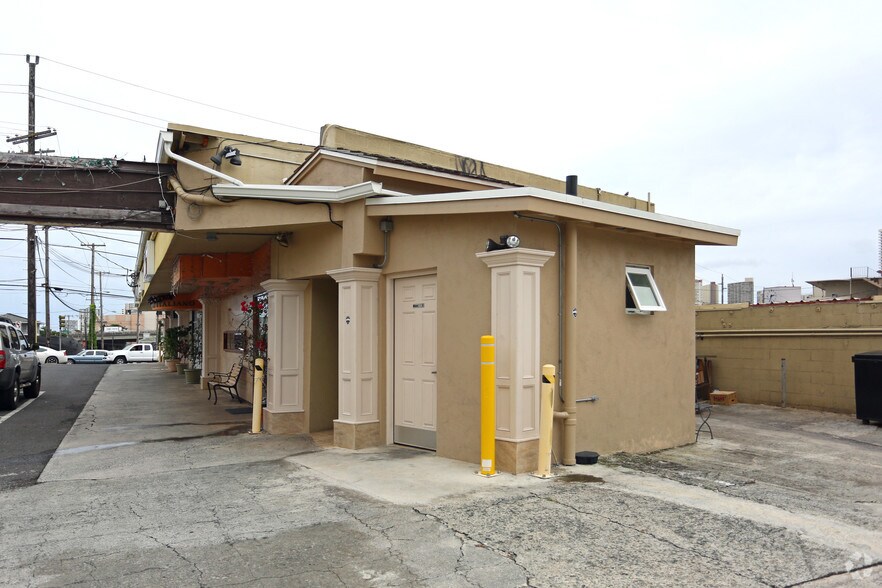 More Photos Of 3036 Waialae Ave, Honolulu Restaurant For Sale