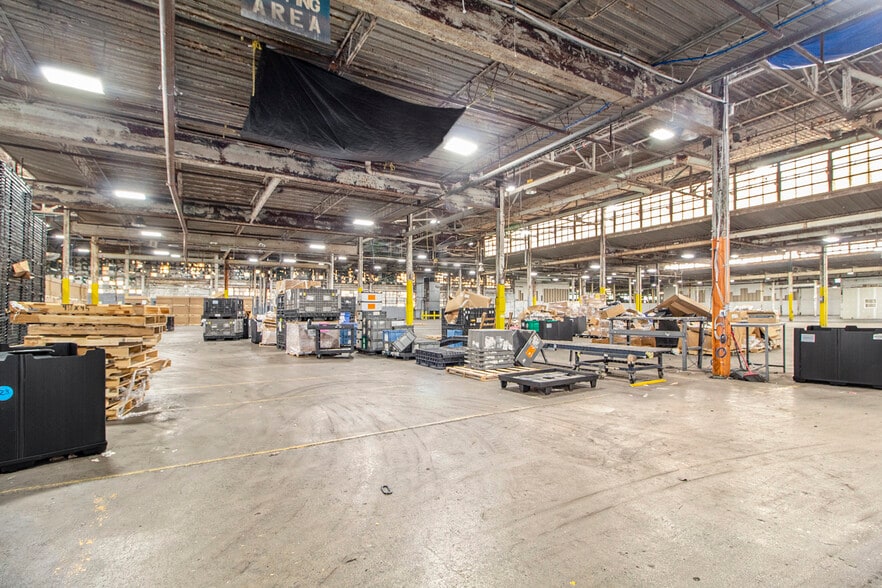 More Photos Of 12601 Southfield Rd, Detroit Unknown For Lease