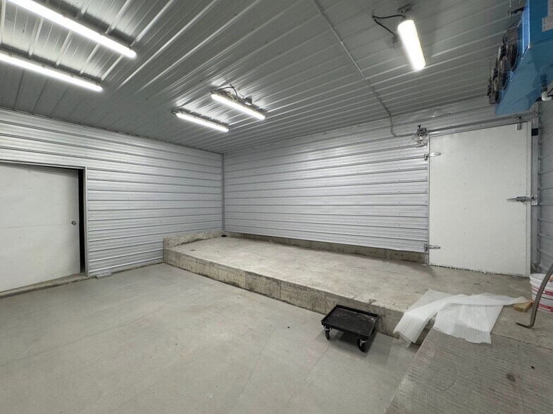 More Photos Of 1958 Winningham Rd, Seymour Industrial For Sale