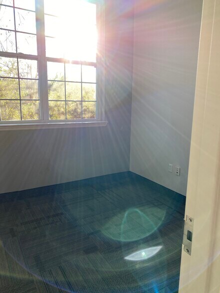 More Photos Of 250 Old New Brunswick Rd, Piscataway Unknown For Lease