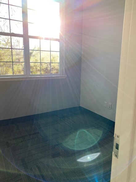 More Photos Of 250 Old New Brunswick Rd, Piscataway Unknown For Lease