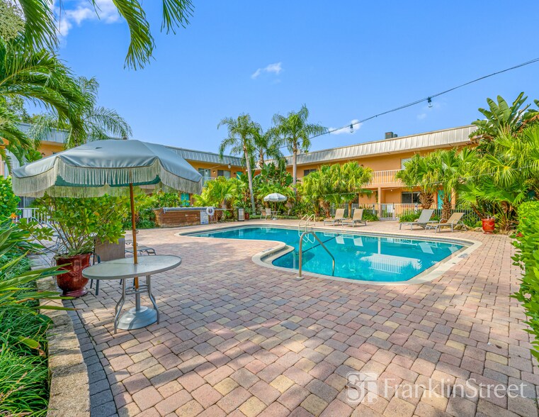 More Photos Of 1405 S Lorenzo Ave, Tampa Apartments For Sale