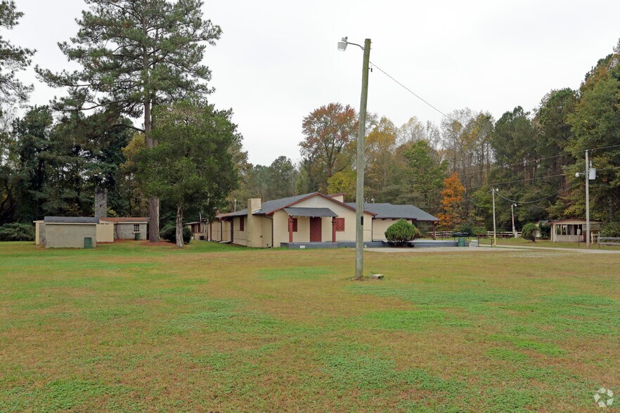 More Photos Of 4427 Tartts Mill Rd, Wilson Specialty For Sale