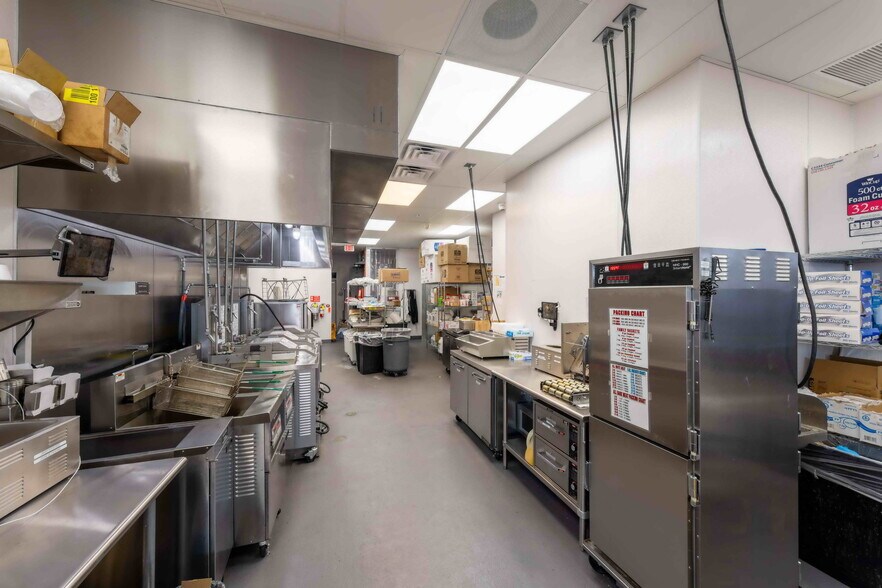 More Photos Of 2340 S Nellis Blvd, Las Vegas Restaurant For Lease