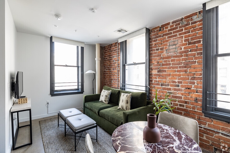 More Photos Of 701 S Hill St, Los Angeles Hospitality For Sale