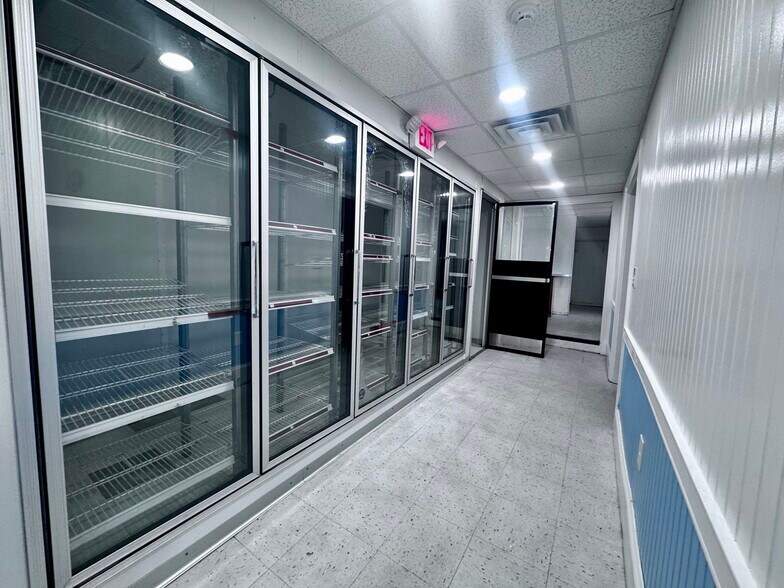 More Photos Of 270 Seabury St, Fall River Storefront For Sale