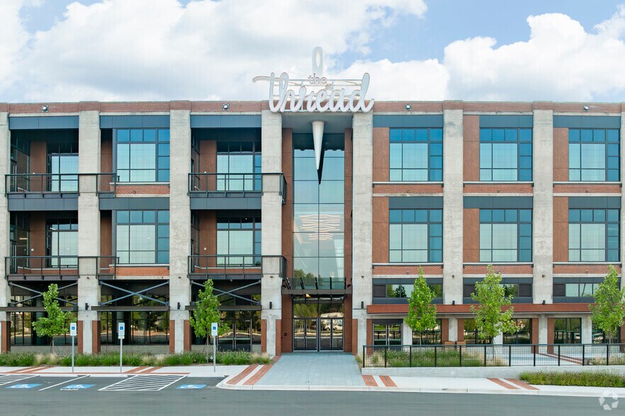 More Photos Of 220 W White St, Rock Hill Office For Lease