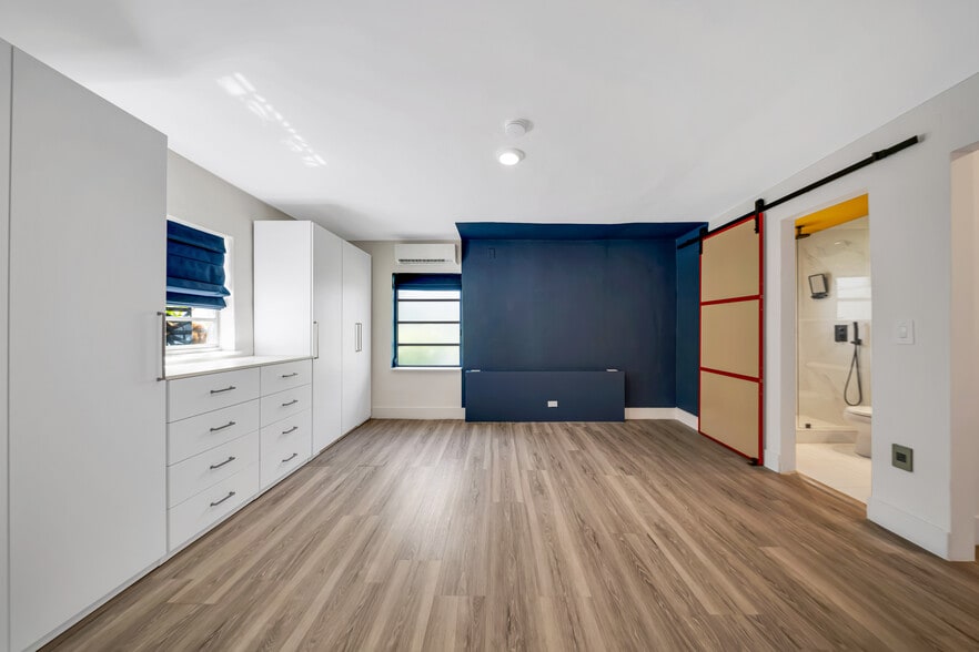 More Photos Of 7411 Carlyle Ave, Miami Beach Apartments For Sale