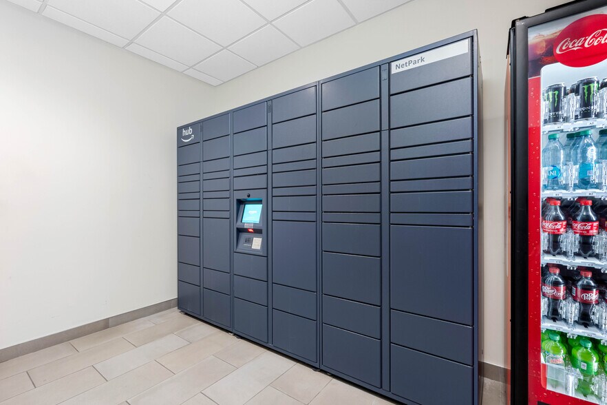 More Photos Of 5701 E Hillsborough Ave, Tampa Office For Lease