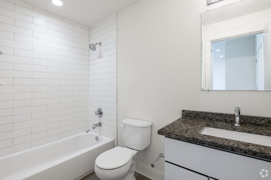 More Photos Of 2617-2619 W Girard Ave, Philadelphia Apartments For Sale