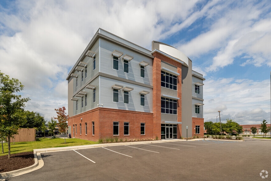 Primary Photo Of 4917 Centre Pointe Dr, North Charleston Office For Lease