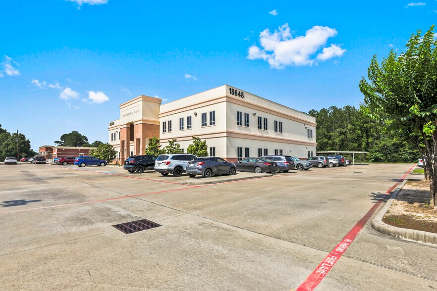 More Photos Of 18648 McKay Dr, Humble Medical For Lease