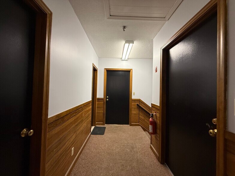 More Photos Of 79 Reservoir St, Holden Office For Lease
