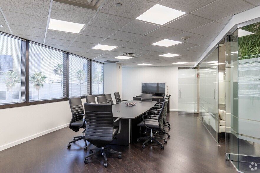More Photos Of 200 S Andrews Ave, Fort Lauderdale Medical For Lease