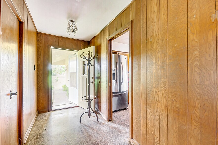 More Photos Of 34823 FM 1301 Rd, West Columbia Service For Lease