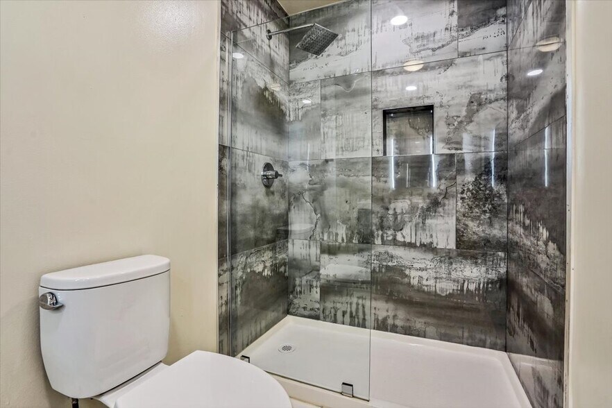 More Photos Of 630 Masonic Way, Belmont Apartments For Sale