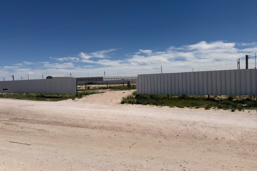 More Photos Of 3204 County 171 rd, Midland Land For Lease