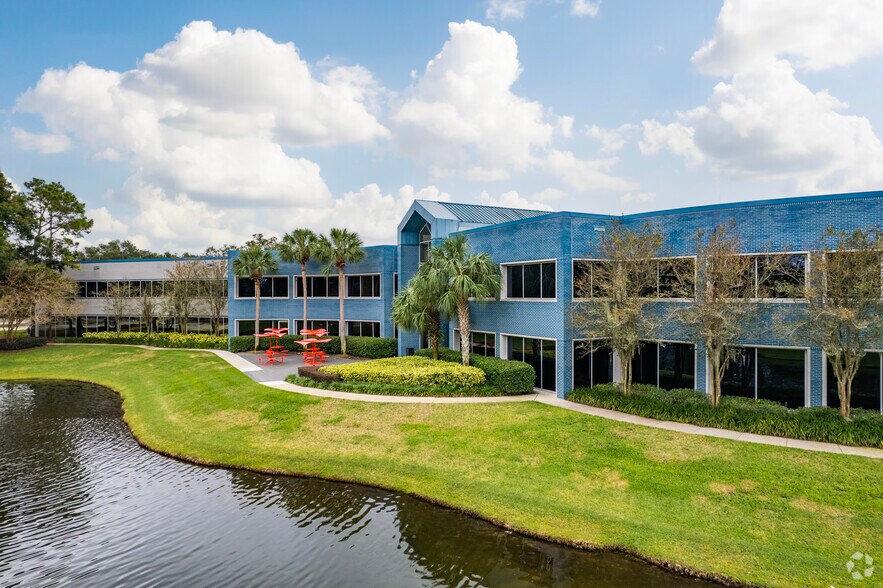 More Photos Of 3350 Buschwood Park Dr, Tampa Office For Lease