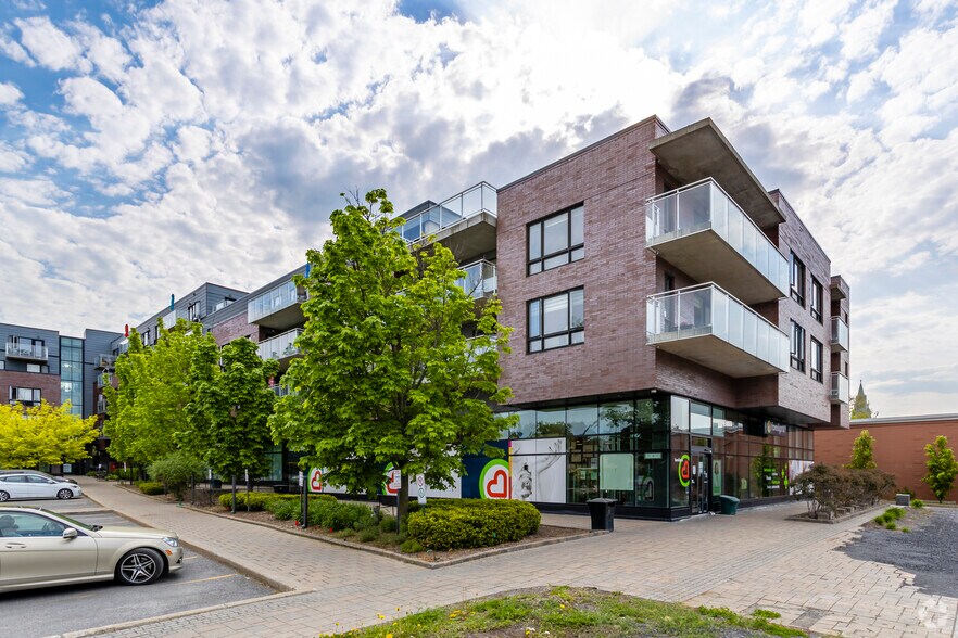 Primary Photo Of 1540 Montarville Rue, Saint-bruno Apartments For Lease